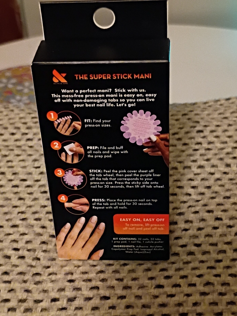 The Super Stick Mani Press-On Nail Kit — Black